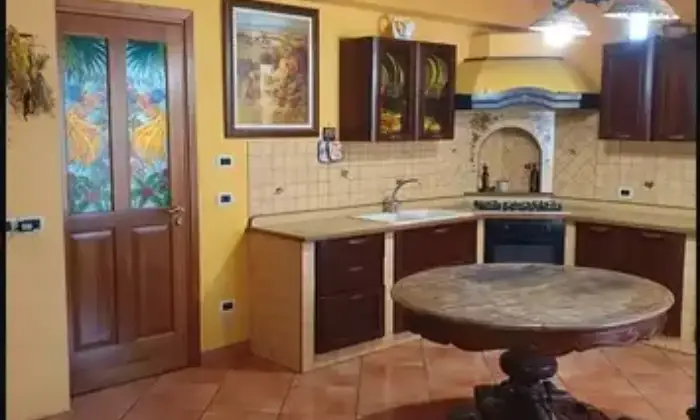 Rexer-Fiumefreddo-Sicilia-Ampia-casa-indipendente-in-vendita-a-Fiumefreddo-di-Sicilia-Cucina