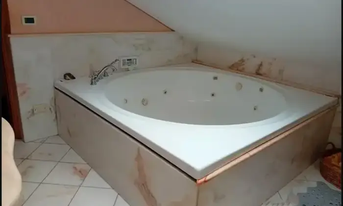 Rexer-Fiumefreddo-Sicilia-Ampia-casa-indipendente-in-vendita-a-Fiumefreddo-di-Sicilia-Bagno