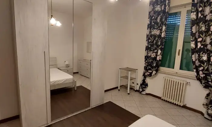 Rexer-Poggibonsi-Appartamento-ristrutturato-zona-centrale-affittata-sino-a-febbraio-Altro