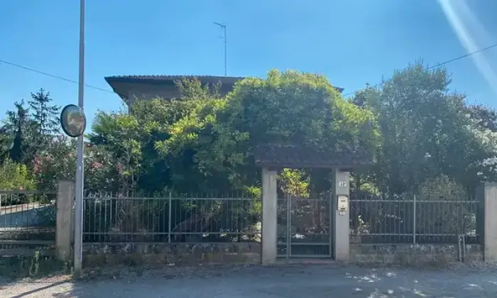 Rexer-Ariano-nel-Polesine-Casa-singola-su-due-piani-a-ARIANO-NEL-POLESINE-RO-Terrazzo