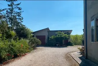 Rexer-Ariano-nel-Polesine-Casa-singola-su-due-piani-a-ARIANO-NEL-POLESINE-RO-Terrazzo