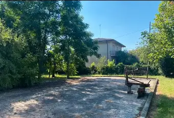 Rexer-Ariano-nel-Polesine-Casa-singola-su-due-piani-a-ARIANO-NEL-POLESINE-RO-Terrazzo
