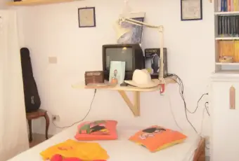 Rexer-Poggio-Moiano-Graziosa-casetta-su-tre-livelli-nel-cuore-di-Poggio-Moiano-CameraDaLetto