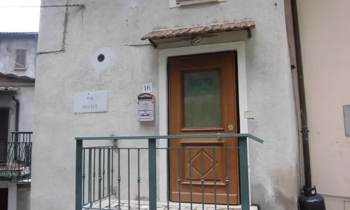 Rexer-Poggio-Moiano-Graziosa-casetta-su-tre-livelli-nel-cuore-di-Poggio-Moiano-Altro