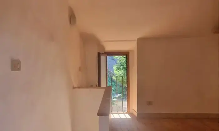 Rexer-Poggio-Moiano-Graziosa-casetta-su-tre-livelli-nel-cuore-di-Poggio-Moiano-Altro