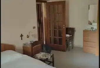 Rexer-Avigliano-Appartamento-in-vendita-in-via-Ricciotti-Garibaldi-ad-Avigliano-CameraDaLetto