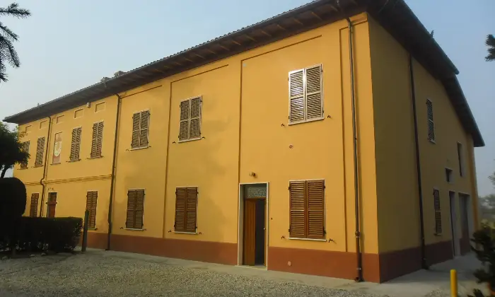 Rexer-Alessandria-Trifam-rist-n-garage-area-verde-terreno-Terrazzo