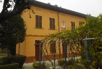 Rexer-Alessandria-Trifam-rist-n-garage-area-verde-terreno-Terrazzo
