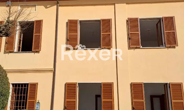Rexer-Alessandria-Trifam-rist-n-garage-area-verde-terreno-Terrazzo