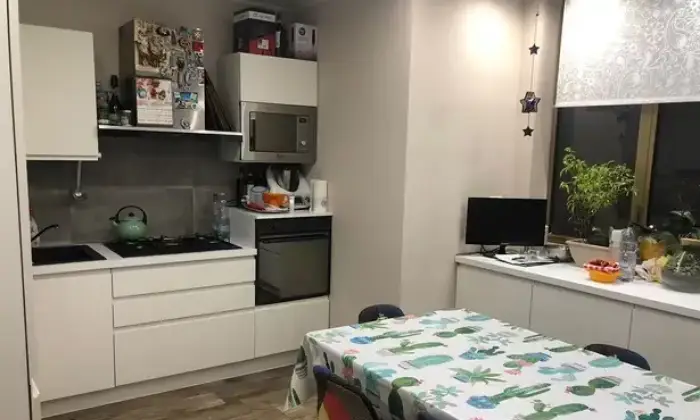 Rexer-Terni-Appartamento-in-Via-delle-Terre-Arnolfe-Terni-Cucina