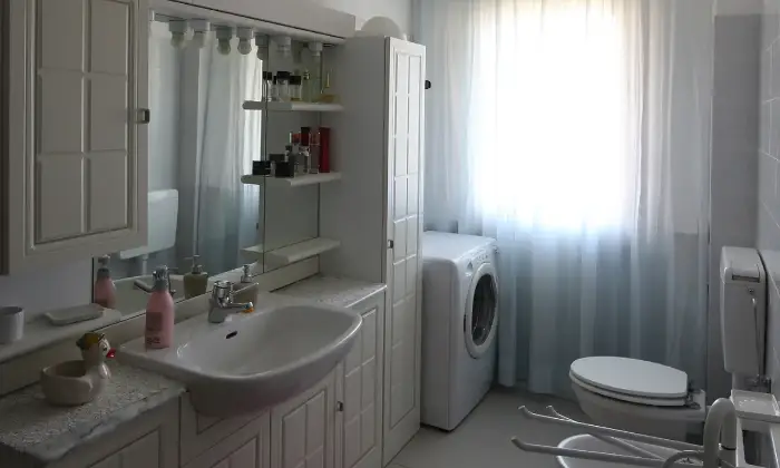 Rexer-Brissogne-Vendita-alloggio-Bagno