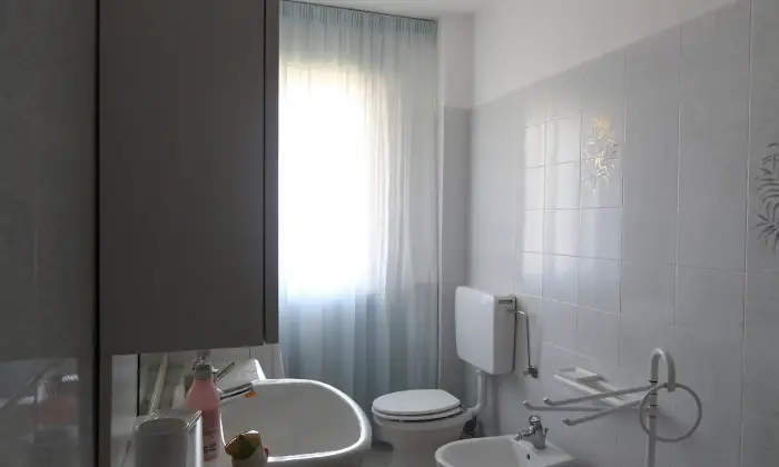 Rexer-Brissogne-Vendita-alloggio-Bagno