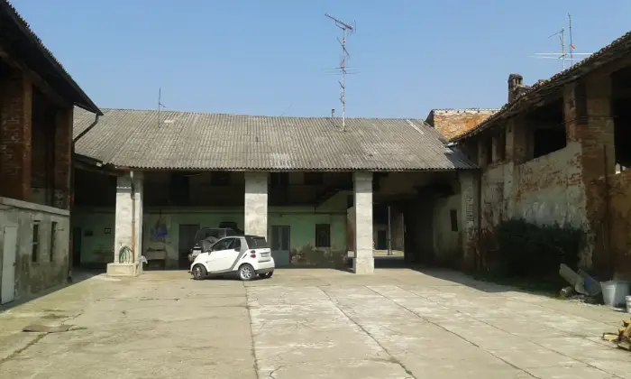 Rexer-Palazzo-Pignano-Palazzo-Pignano-rustico-Garage