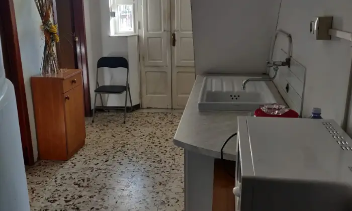 Rexer-Laureana-di-Borrello-Casa-in-vendita-in-via-Giuseppe-Garibaldi-Laureana-di-Borrello-Bagno