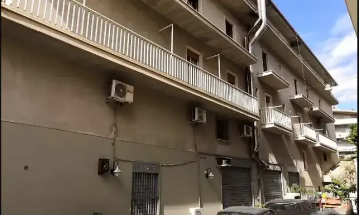 Rexer-Cagnano-Varano-Immobile-in-vendita-in-via-Fraccacreta-a-Cagnano-Varano-Garage