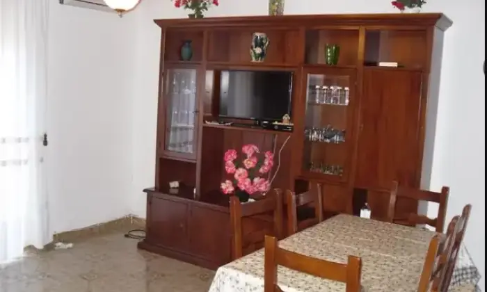 Rexer-Mezzojuso-Vendesi-appartamento-in-Via-Fonte-Vecchia-a-MEZZOJUSO-PA-Cucina