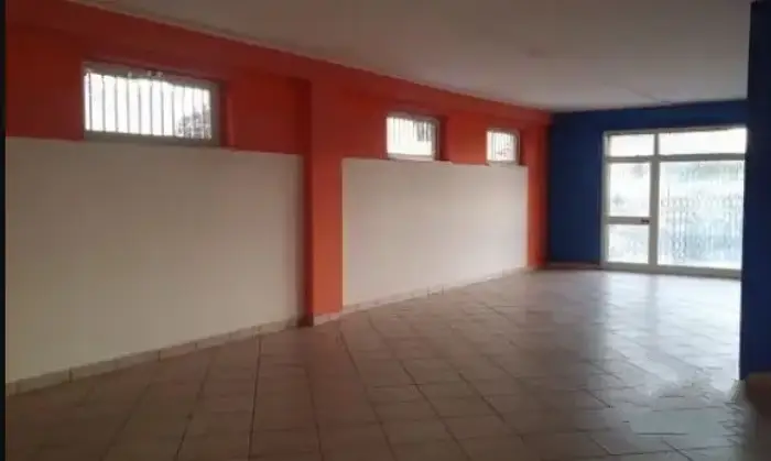 Rexer-Piedimonte-San-Germano-Negozio-in-vendita-in-via-Casilina-Nord-Piedimonte-San-Germano-Altro