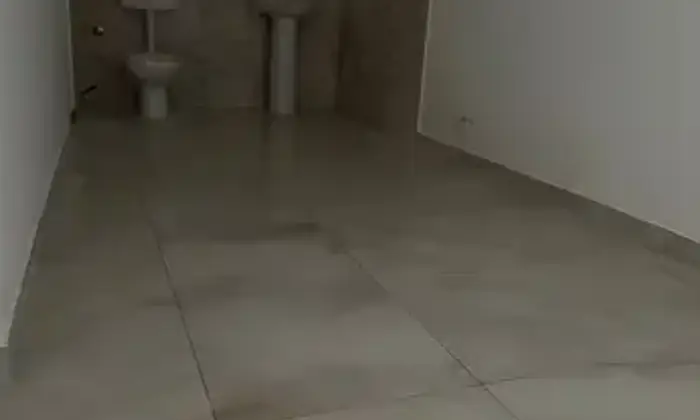 Rexer-Castel-San-Giorgio-Negozio-Ufficio-su-strada-principale-Bagno