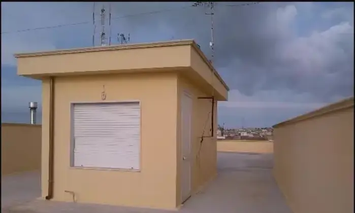 Rexer-Campobello-di-Mazara-Ampio-e-luminoso-quadrilocale-in-pieno-centro-Campobello-di-Mazara-Garage