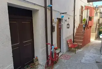 Rexer-Bisignano-Vendesi-casa-su-tre-livelli-a-Bisignano-Altro