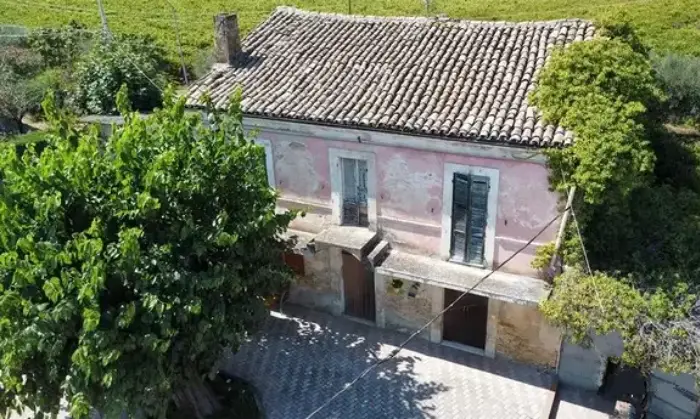 Rexer-Crecchio-Casolare-rustico-in-collina-mq-Facciata