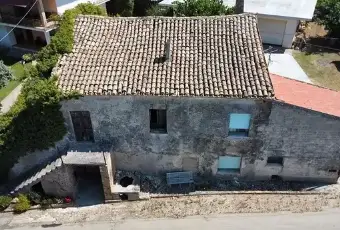 Rexer-Crecchio-Casolare-rustico-in-collina-mq-Facciata