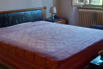 Rexer-Volterra-Appartamento-vicinissimo-al-centro-storico-CameraDaLetto