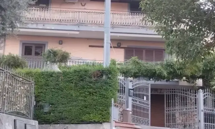 Rexer-Valva-Vendesi-villetta-a-Valva-SA-Altro