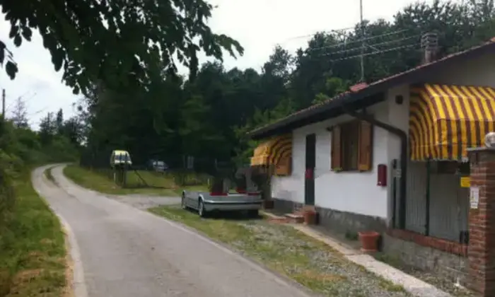 Rexer-Incisa-Scapaccino-Appartamento-in-Strada-Vaglio-Serra-Incisa-Scapaccino-Giardino