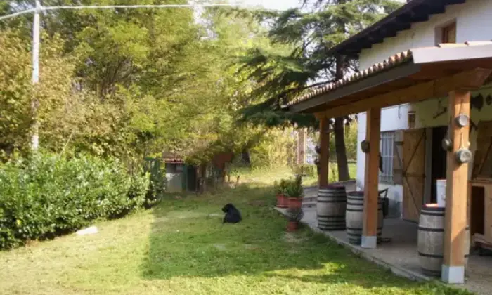 Rexer-Incisa-Scapaccino-Appartamento-in-Strada-Vaglio-Serra-Incisa-Scapaccino-Giardino