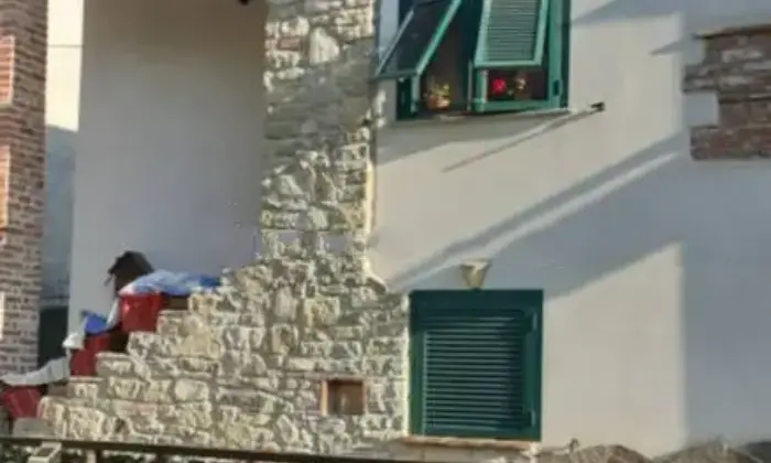 Rexer-Pallare-Vendesi-casa-semi-indipendente-a-Localit-Triberti-Pallare-Facciata