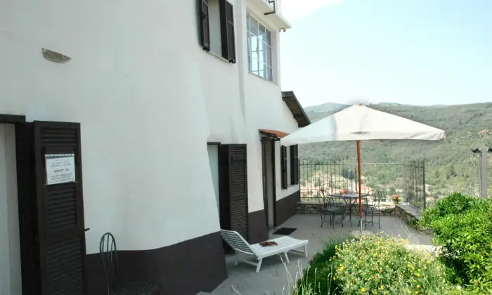 Rexer-Dolcedo-Quadrilocale-in-vendita-in-via-Ruffini-Dolcedo-Terrazzo