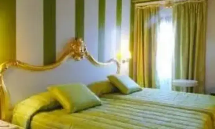 Rexer-Venezia-VENDE-SUITE-ROGITATA-VENEZIA-MULTIPROPRIETA-PALAZZO-CAZUSTO-Altro