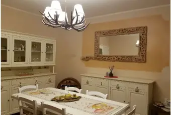Rexer-Perito-Appartamento-in-vendita-in-via-dei-Greci-Cucina