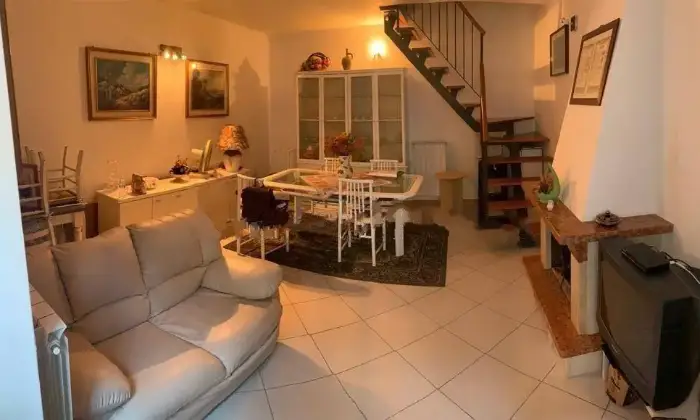Rexer-Santa-Croce-di-Magliano-Villa-unifamiliare-via-Rinaldi-Centro-Santa-Croce-di-Magliano-Salone