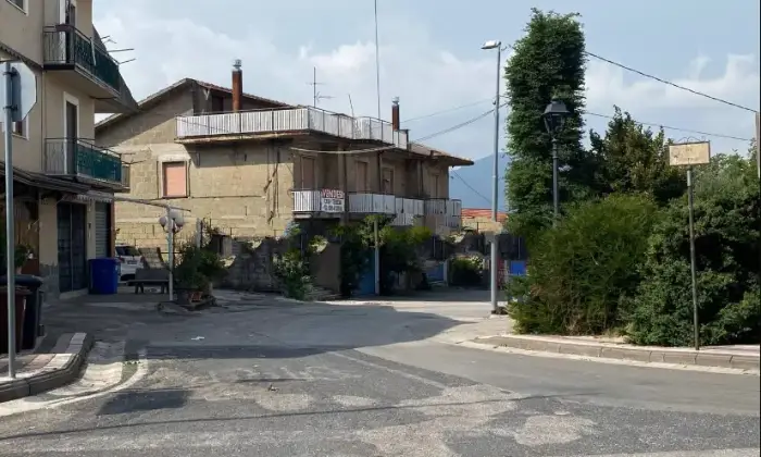 Rexer-montoro-Terratetto-indipendente-da-ristrutturare-Terrazzo