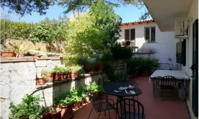 Rexer-Enna-Vendesi-villa-in-contrada-MugaveroEnna-Bassa-Enna-Giardino