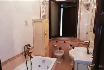 Rexer-Reggio-Calabria-Appartamento-al-piano-terra-a-Reggio-di-Calabria-RC-Bagno