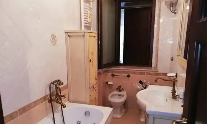 Rexer-Reggio-Calabria-Appartamento-al-piano-terra-a-Reggio-di-Calabria-RC-Bagno