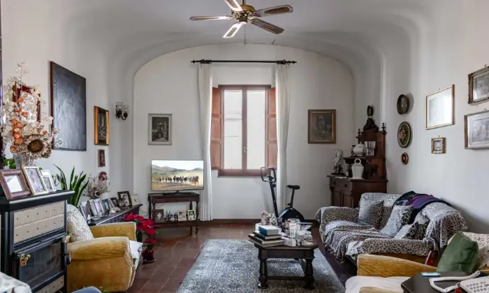 Rexer-Lugo-Immobile-indipendente-plurifamiliare-adatto-per-cohousing-o-struttura-ricettiva-SALONE
