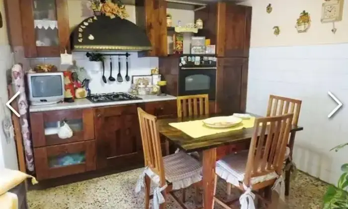 Rexer-Zeri-Casa-indipendente-in-Localit-Coloretta-a-Zeri-Cucina