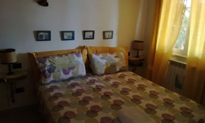 Rexer-Pozzuoli-Villa-a-schiera-via-Miliscola-Arco-Felice-Pozzuoli-CameraDaLetto