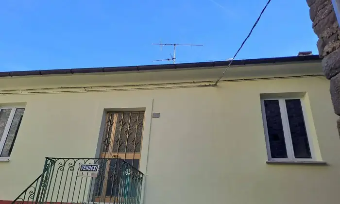 Rexer-Borghetto-di-Vara-Appartamento-via-Ferrari-Fraz-di-Lago-SP-Terrazzo