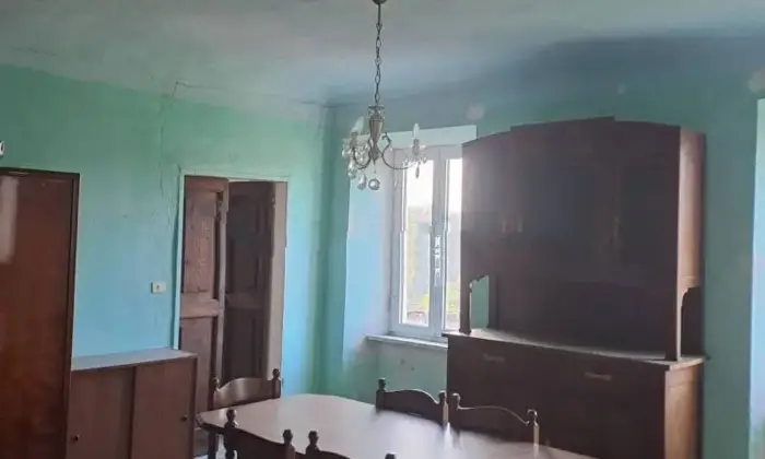 Rexer-Borghetto-di-Vara-Appartamento-via-Ferrari-Fraz-di-Lago-SP-Altro