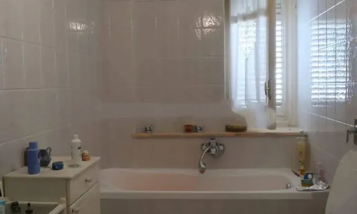 Rexer-Piana-degli-Albanesi-Vendesi-appartamento-in-via-Giacomo-Matteotti-a-Piana-degli-Albanesi-Bagno