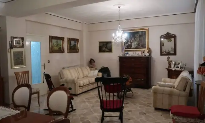 Rexer-Piana-degli-Albanesi-Vendesi-appartamento-in-via-Giacomo-Matteotti-a-Piana-degli-Albanesi-Salone