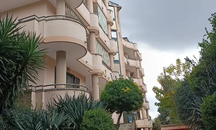 Rexer-Caserta-Duplex-vendesi-in-zona-servita-Altro