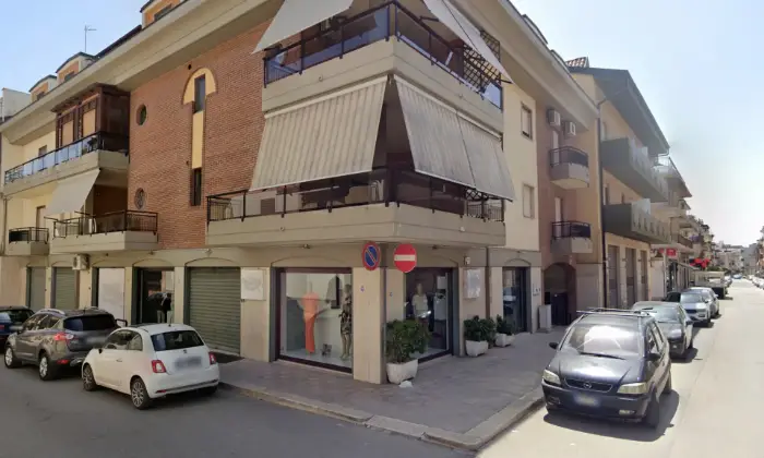 Rexer-Gravina-in-Puglia-Locale-commerciale-Altro