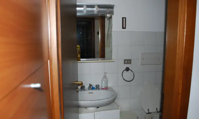 Rexer-Savona-Appartamento-primaseconda-casa-al-mare-con-box-e-cantina-Bagno