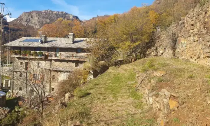 Rexer-Donnas-Propriet-rustica-in-vendita-in-via-Lartadaz-Donnas-Terrazzo